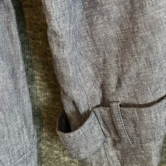 Banana Republic Classic Herringbone Linen Blend Trench Coat - Picture 6 of 12